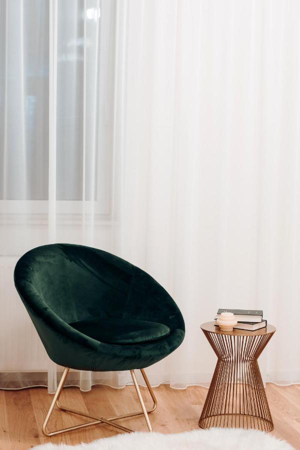 Fabulous And Fancy City Center Designer Apartment كلوج-نابوكا المظهر الخارجي الصورة
